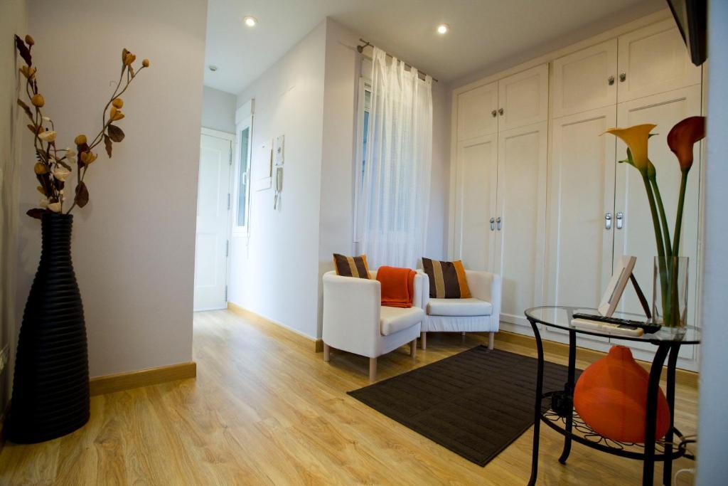 شقة Apartamento Tirso De Molina مدريد الغرفة الصورة