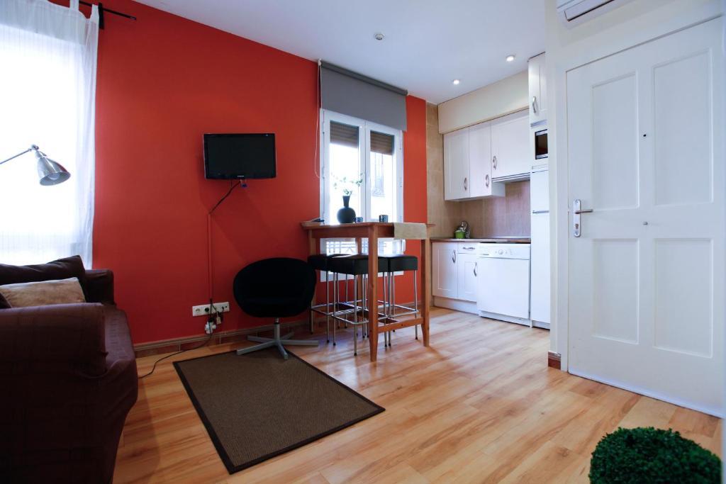 Apartamento Tirso De Molina مدريد الغرفة الصورة