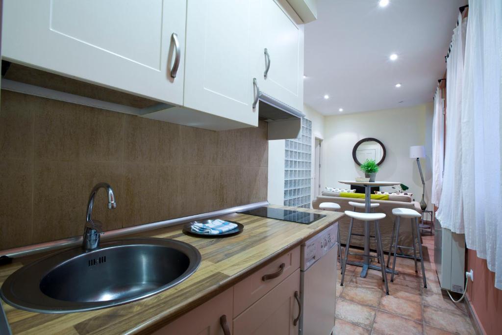 Apartamento Tirso De Molina مدريد الغرفة الصورة