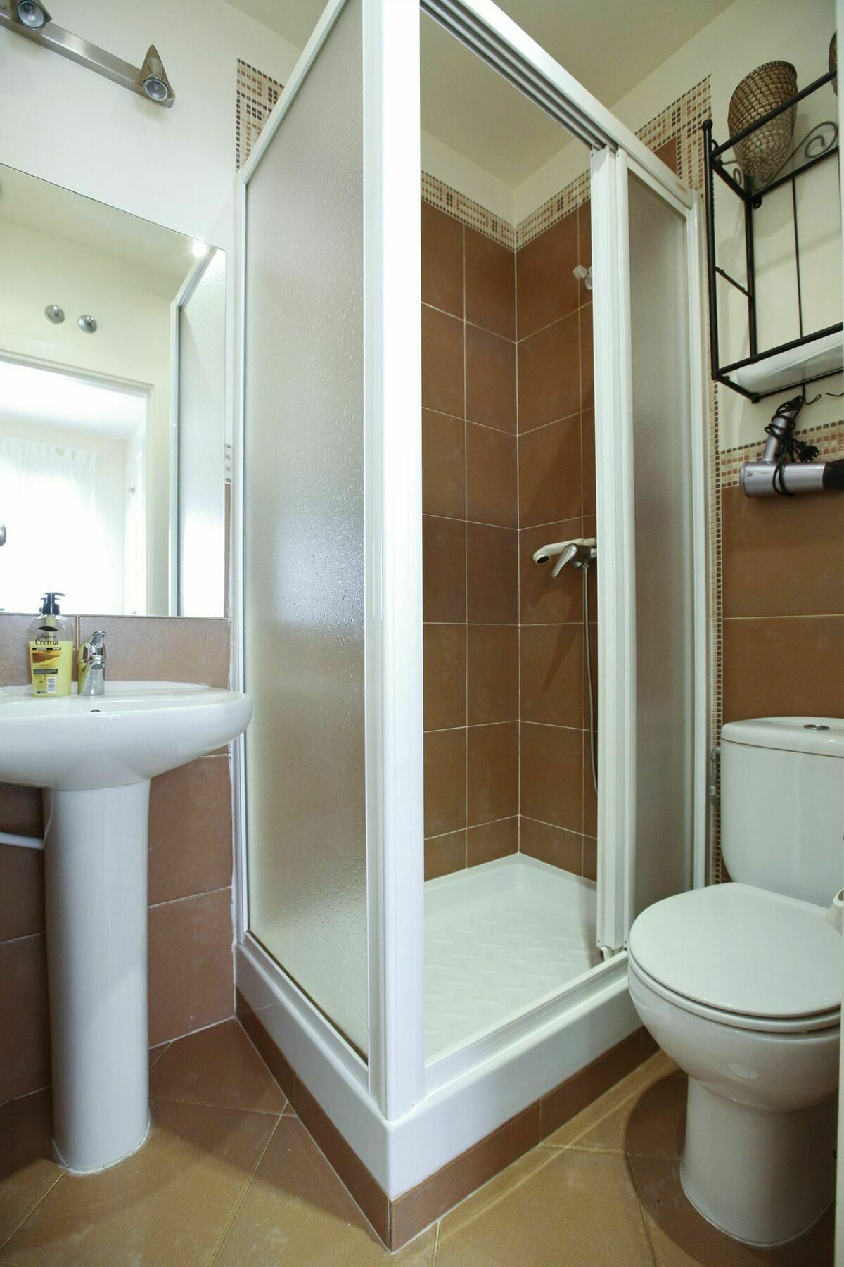 Apartamento Tirso De Molina مدريد المظهر الخارجي الصورة